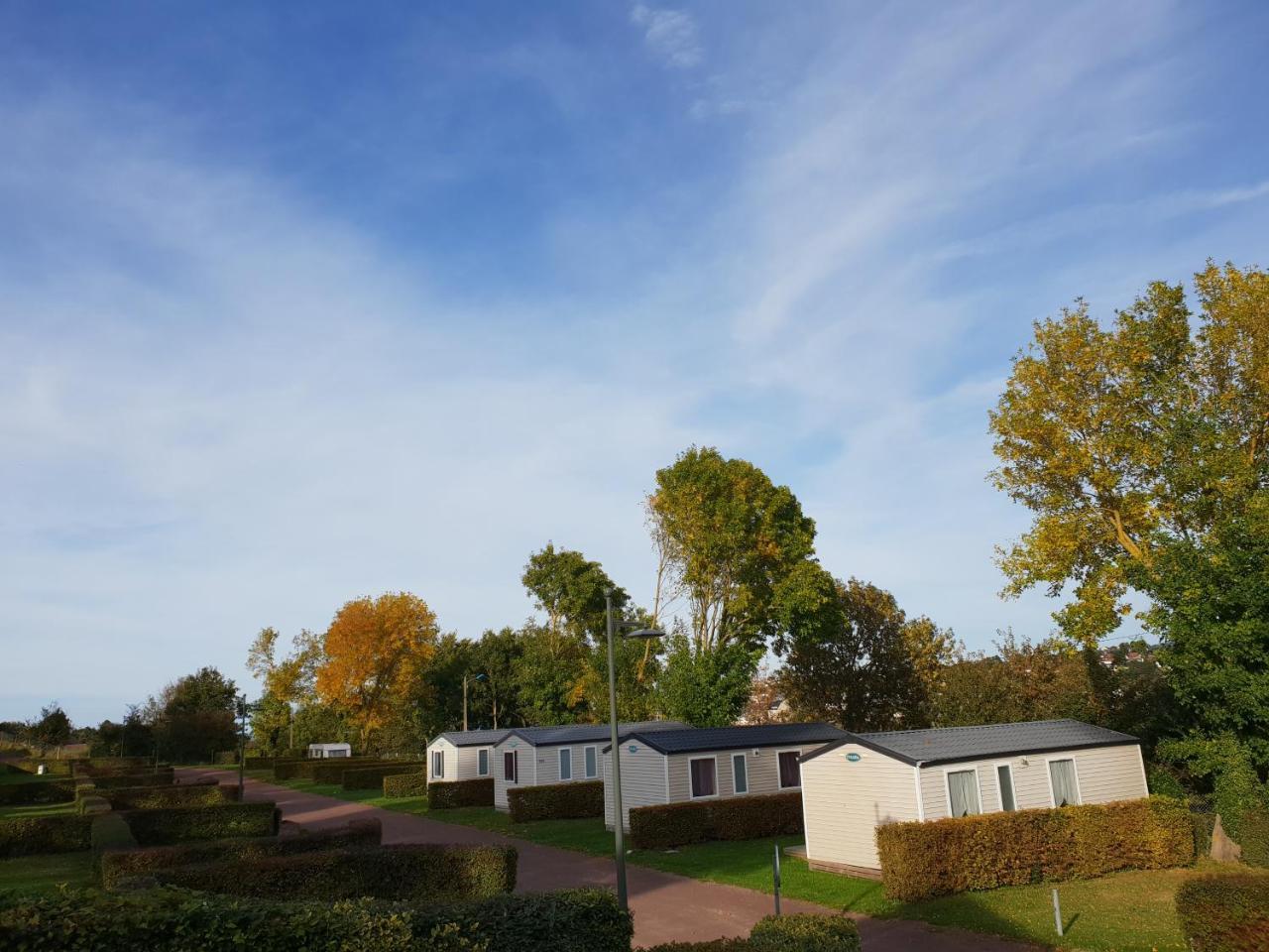 Camping Le Mont Joli Bois Criel-sur-Mer Eksteriør billede